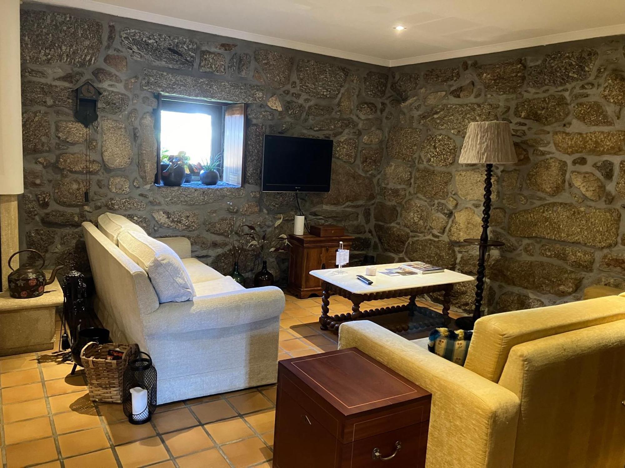 Bergui Guesthouse - Em Guimaraes Desde 2017 Exterior photo